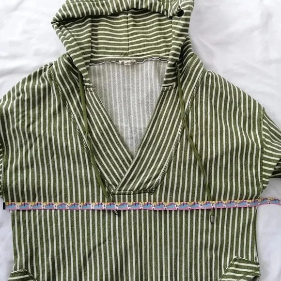 Anthropologie Pilcro Wharfside V Neck Hooded Sweatshirt Green White Stripe Small - Picture 13 of 16